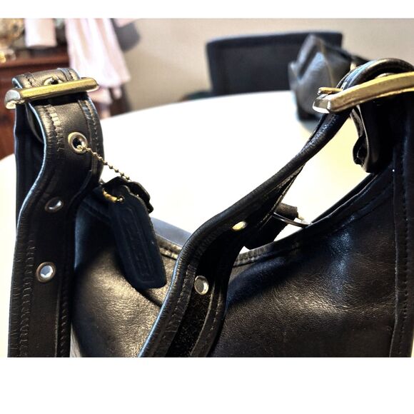 Vintage Coach Janice Legacy Black Crossbody Style # 9950 - Picture 9 of 14